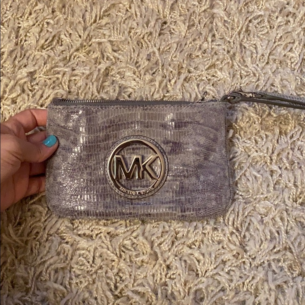 Michael kors wristlet